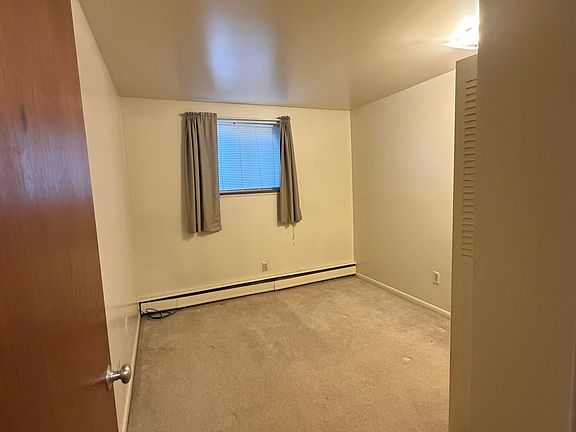 4th image of 125 E Saginaw Hwy #1