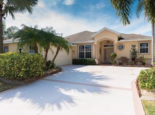 10546 Old Grove Cir, Bradenton, FL 34212