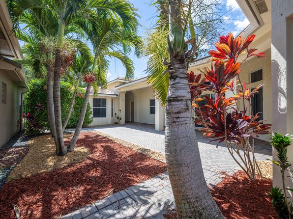 9357 Osprey Isles Blvd