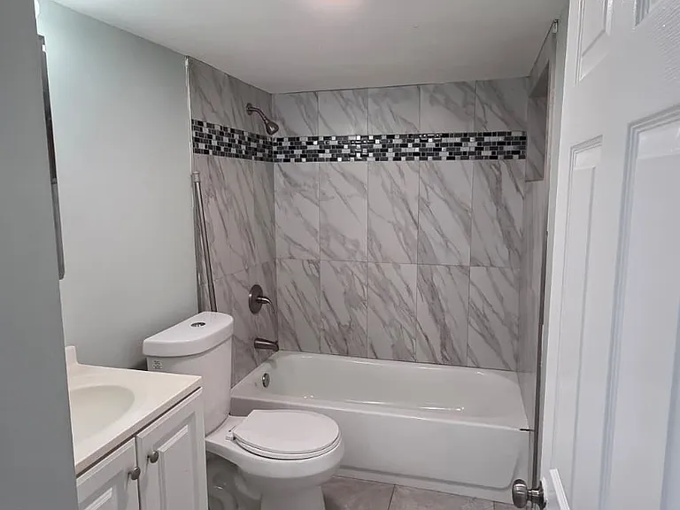 238 Columbia Ave #2 — Photo 4