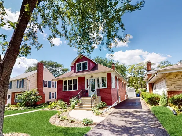 646 S Cornell Ave, Villa Park, IL 60181