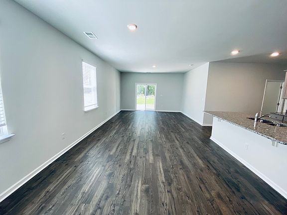 Dining Living room_04202022