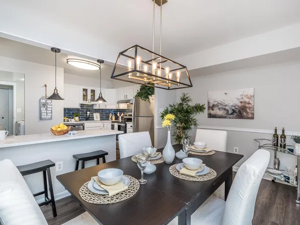 6916 Hanover Pkwy #1, Greenbelt, MD 20770