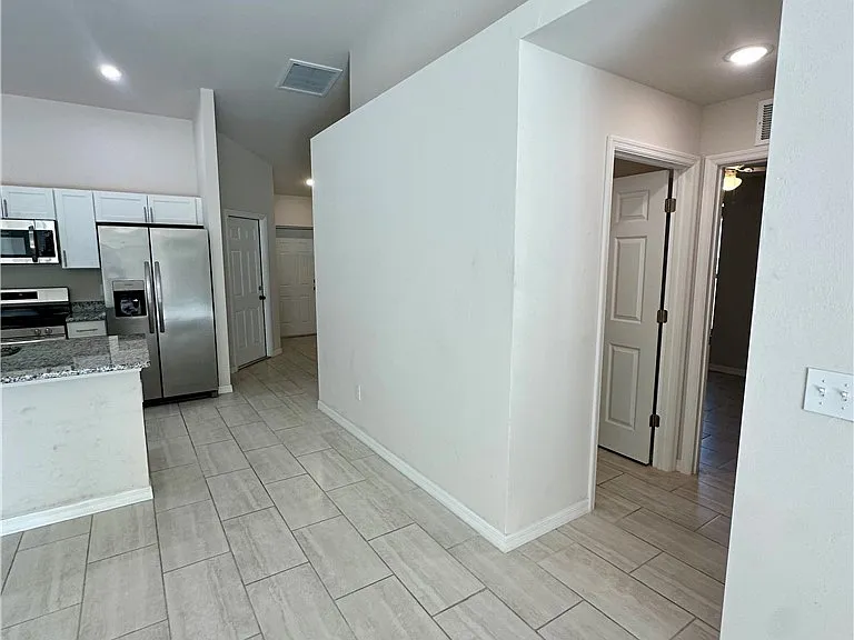 3310 NW 17th Ln — Photo 10