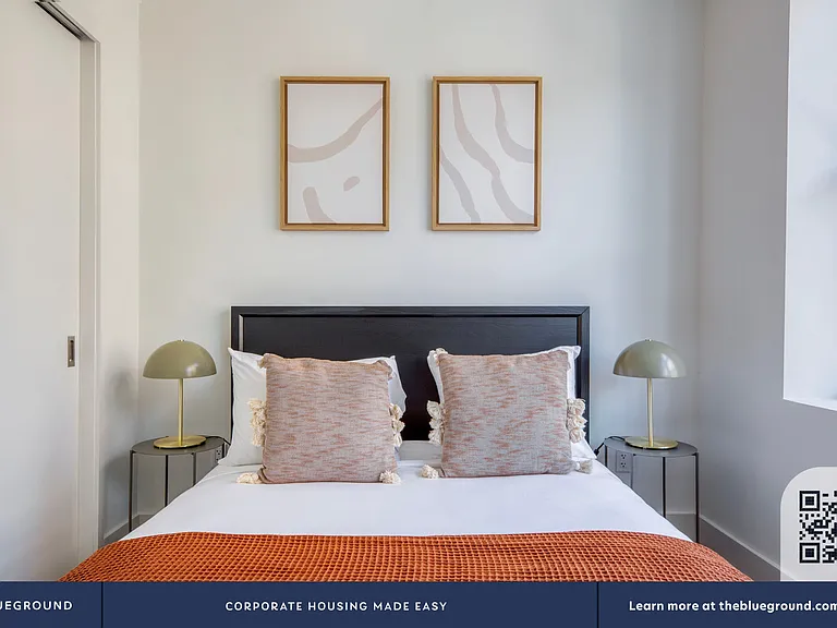 300 W 21st St #53 — Photo 9