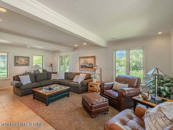 4th image of 5450 Shoshone Dr