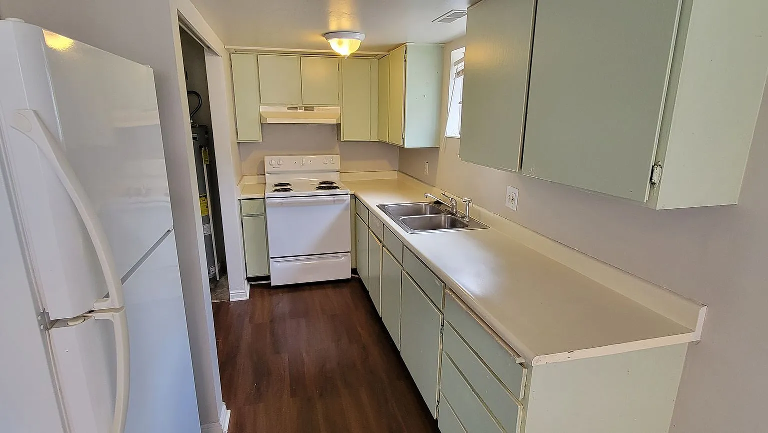 3349 W. & 3353 W. 4100 S. Wvc - Duplex — Photo 4