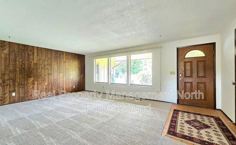 3 bed, 2.5 bath, 1510 sqft, $2,795 — Photo 4