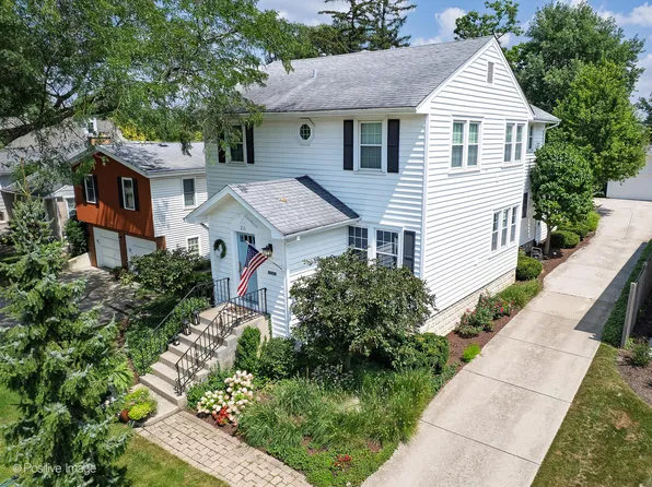 213 Walker Ave, Clarendon Hills, IL 60514