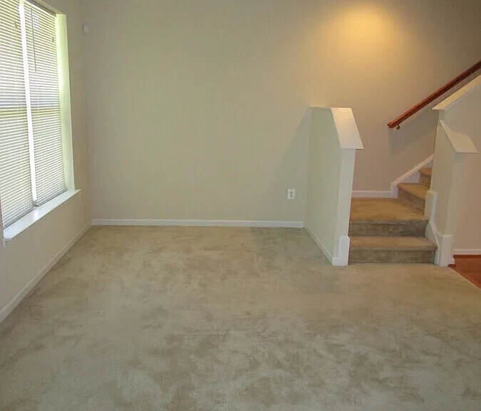 1114 Red Hawk Way — Photo 9