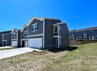 8041 Hidden Springs Trl, Charlotte, NC 28216