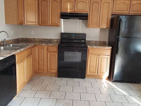 2nd image of 15745 & 15747 W Andrew Johnson Hwy #1A