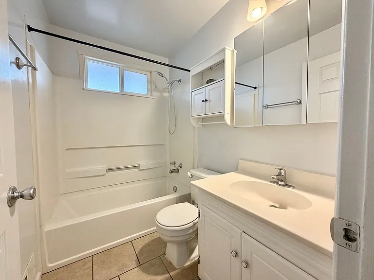 7685 S 2550 W — Photo 12
