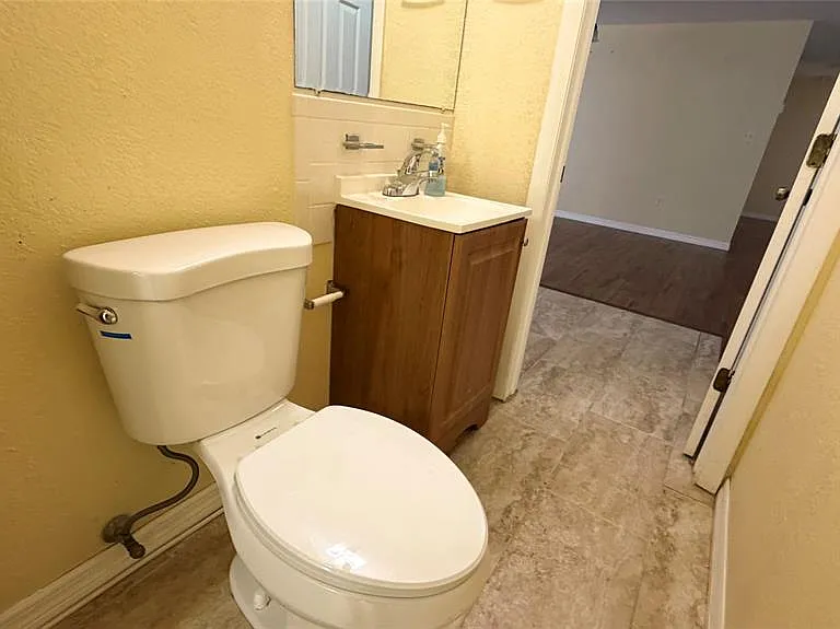 7621 Rosewood Dr — Photo 39