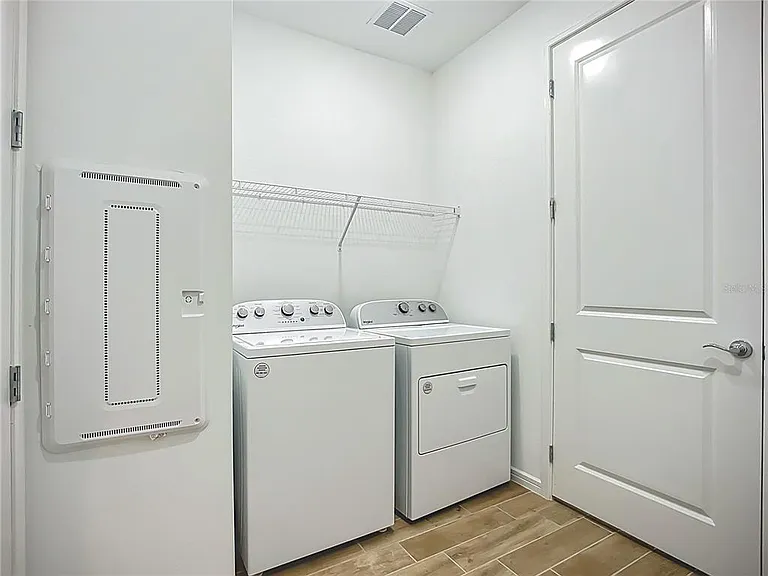10005 Patterson Way — Photo 12