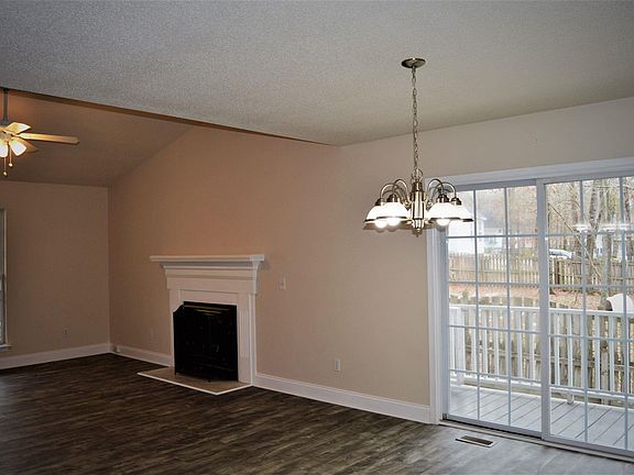 5th image of 1105 Cambridge Oaks Dr