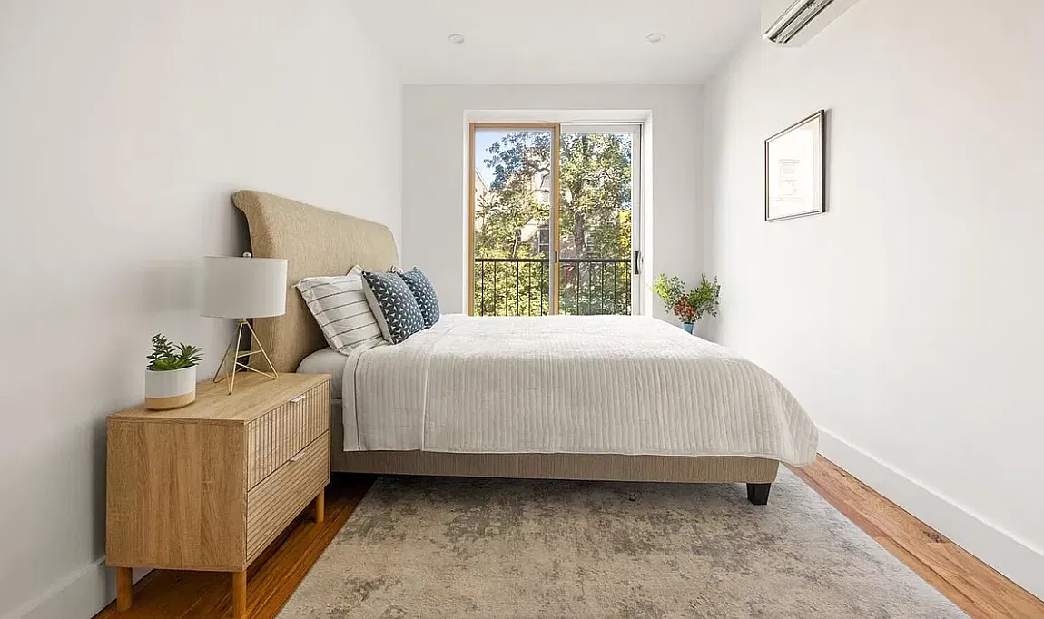 Studio, 600 sqft, $2,604 — Photo 4