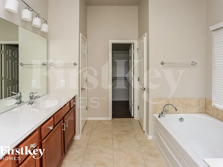2744 Cedar Ridge Ln — Photo 11