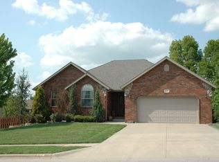 1103 W Grayrock Dr, Springfield, MO 65810
