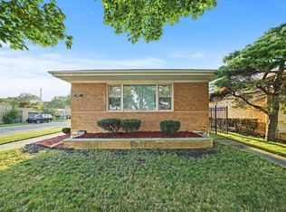 8458 S Chappel Ave, Chicago, IL 60617
