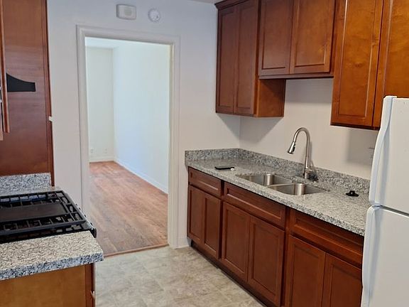 2nd image of 3001 55th St #3