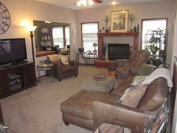 3rd image of 5212 NW Primrose Ct