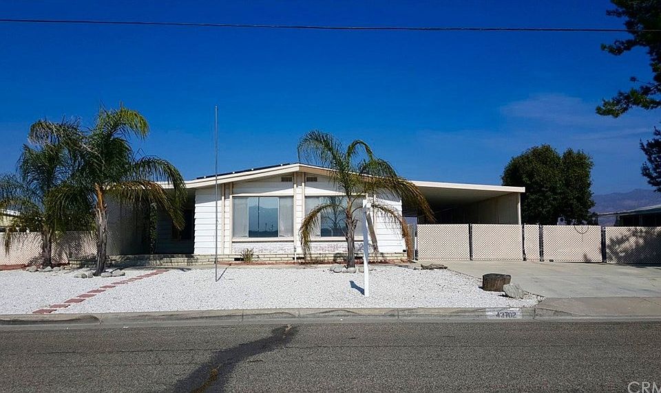 1st image of 43702 Mayberry Ave