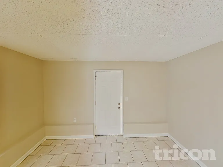 29 Charleston Ct — Photo 4