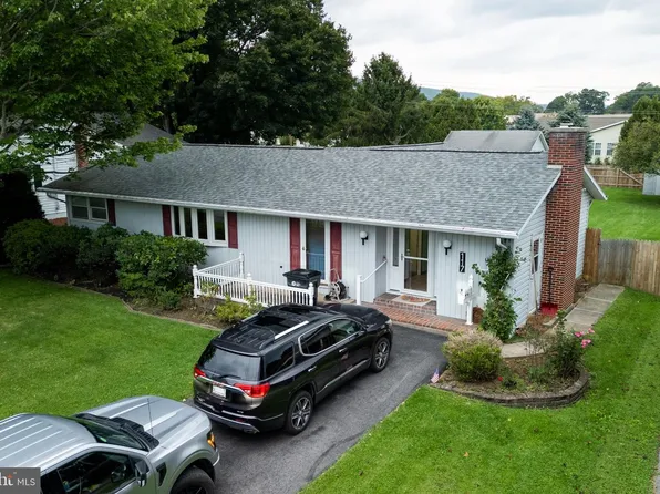 117 Patricia Ave, Centre Hall, PA 16828