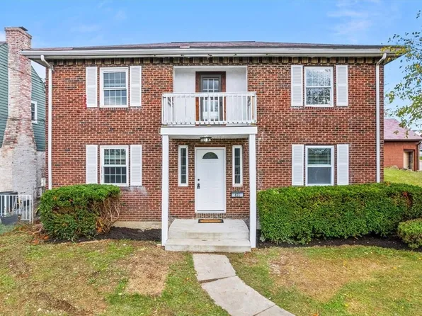 435 Fairway Dr, Pittsburgh, PA 15227