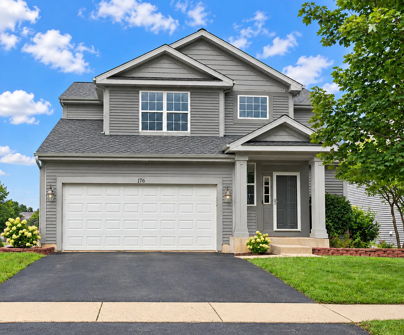 3 bed, 2.5 bath, 1772 sqft, $3,300 — Photo 1