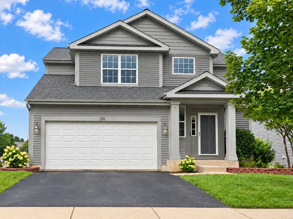 176 S Cornerstone Dr, Volo, IL 60020