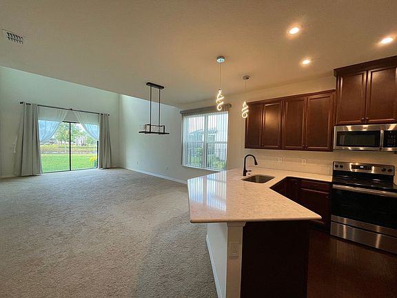4th image of 1106 Wildmeadow Run