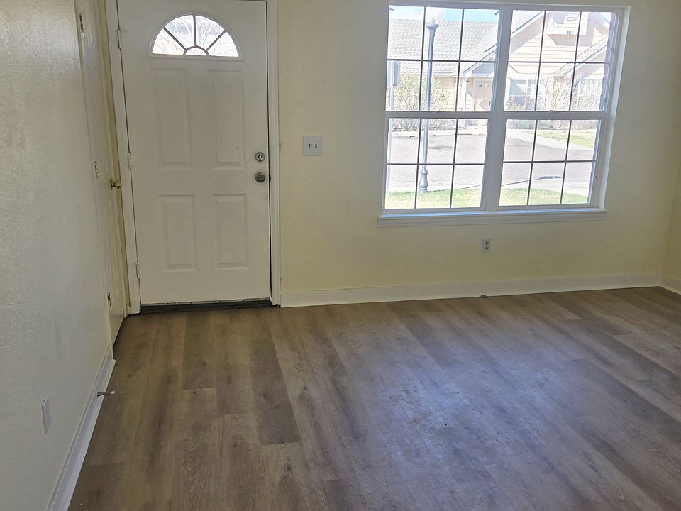 1st image of 1758 Eagle St APT B
