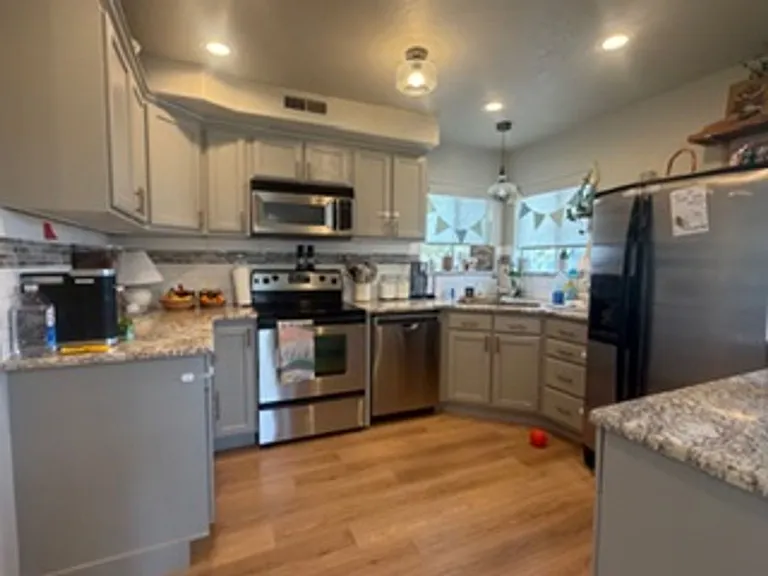 2665 N 550 W — Photo 11