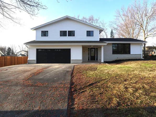 12605 West Verona DRIVE, New Berlin, WI 53151