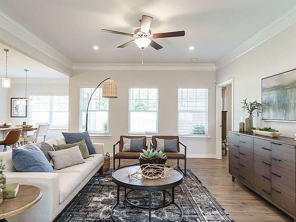 7th image of this home