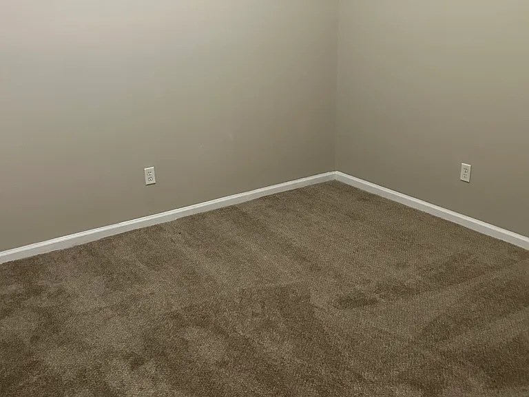 2118 Old Farmer Rd #B — Photo 6