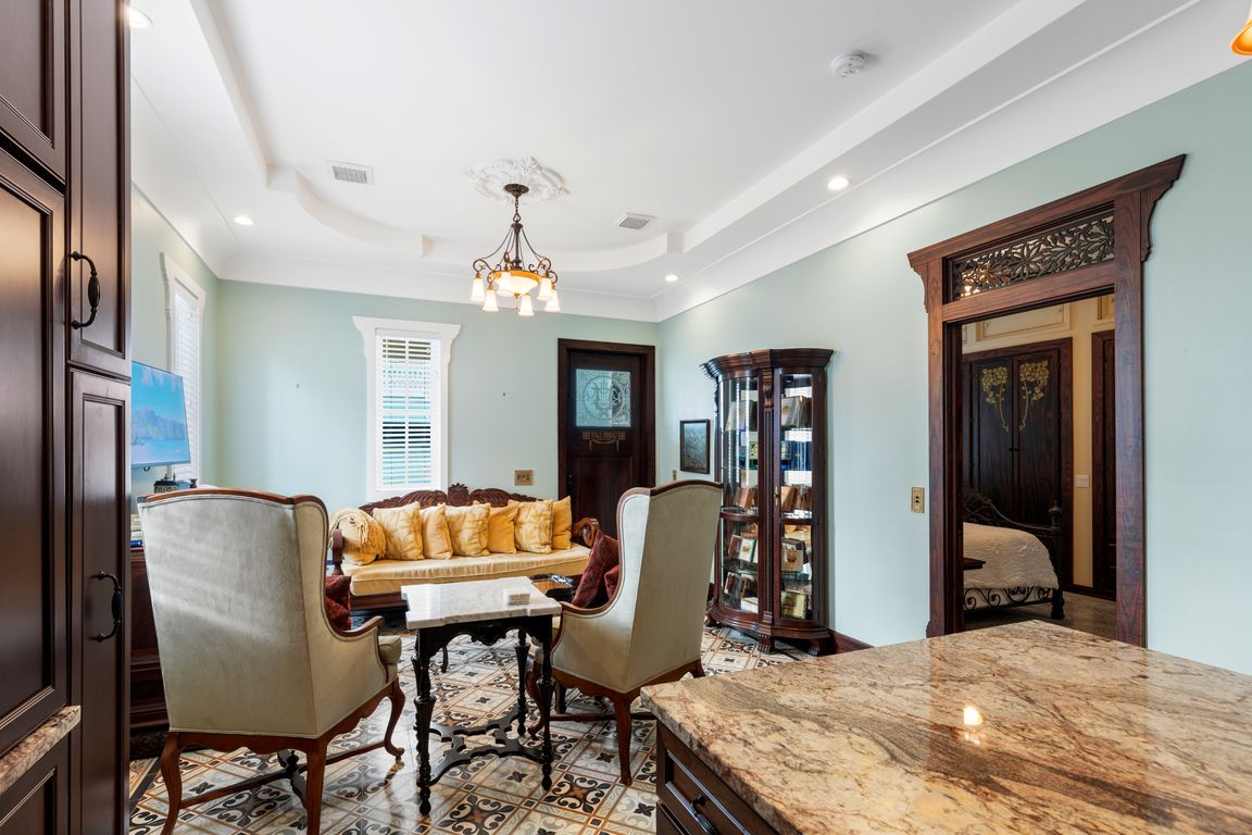 next background image