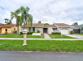 10711 SW 30th St, Miami, FL 33165