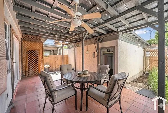 6834 Neston Dr — Photo 12