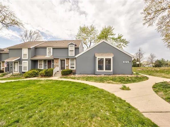 8120 Halsey St, Lenexa, KS 66215