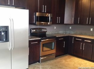 831 S Flores St, San Antonio, TX 78204