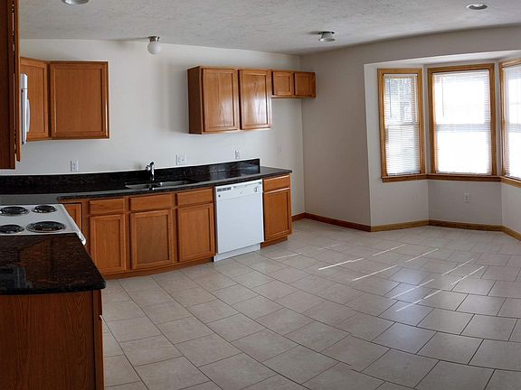 Kitchen (panoramic image)