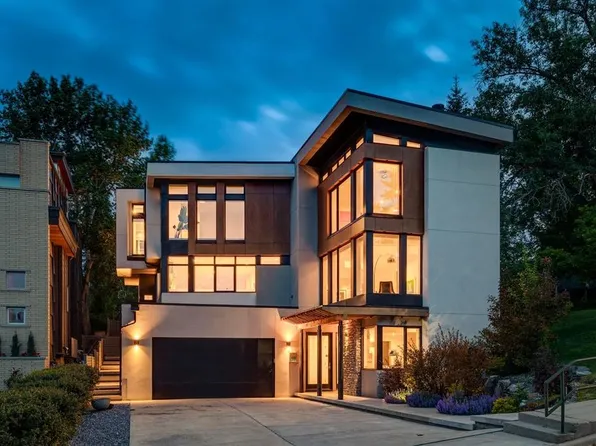 1119 E 15th St NW, Calgary, AB T2N 2B5