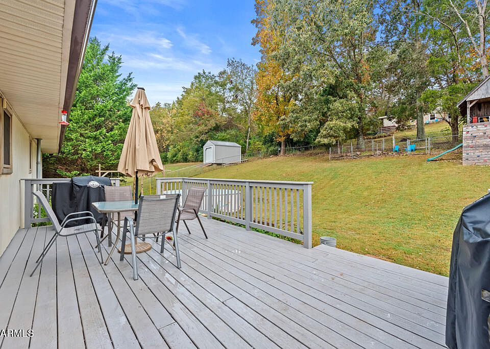 120 Hillside Ct, Clinton, TN 37716 Zillow