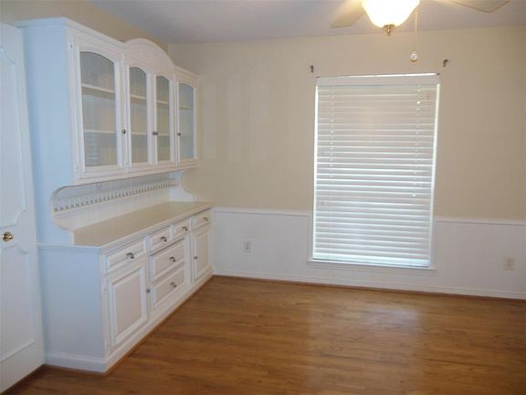 5th image of 6959 Forest Glade Cir