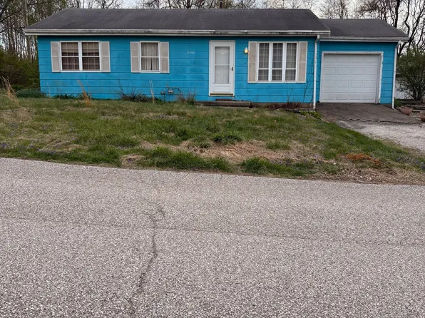 2305 W Beaumont Ln, Bloomington, IN 47404