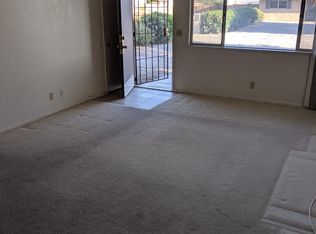 13640 Algonquin Rd APT 3, Apple Valley, CA 92308