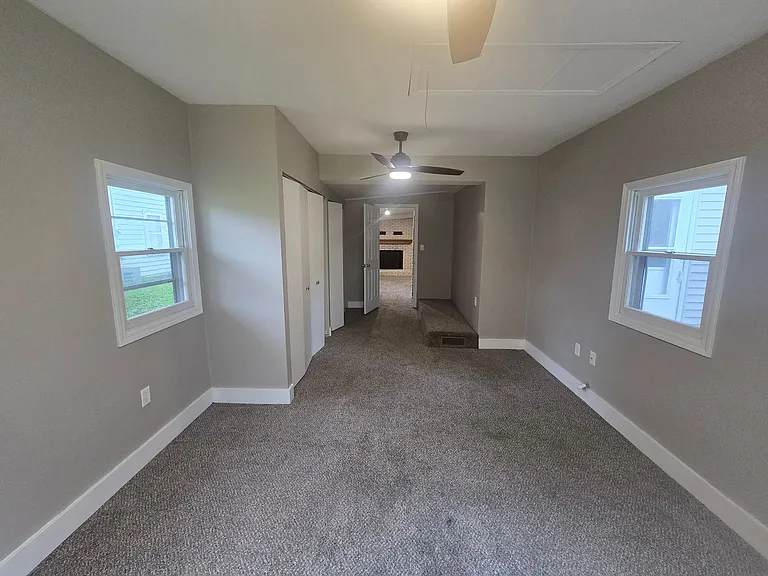 2903 W John St — Photo 26